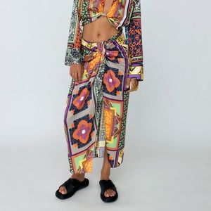 NWT ZARA PRINTED KNOTTED SKIRT MULTICOLORED